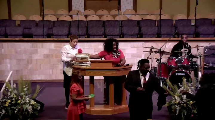 Pastor Angela Spivey & The voices of Victory Annua...