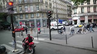 At the traffic lights in Paris