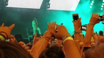 Post Malone - Go Flex (Live) at Coachella Day 2 Weekend 1