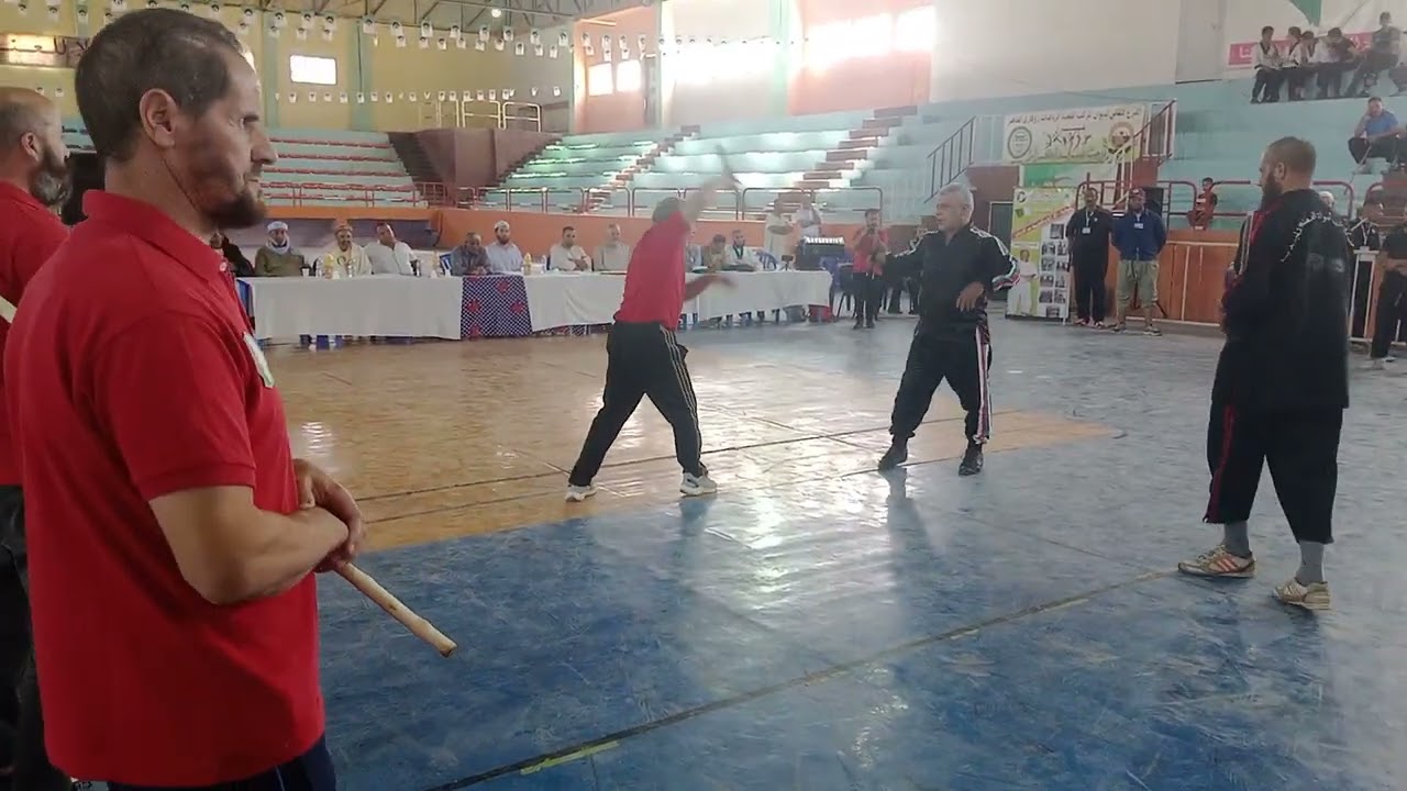 تلاميذ شيخ جيلالي واد العلايڨ في حفل تخروج شيوخ في غليزان نشكر شيخ احمد مطمر وشيخ خليل علي حسن ضيافة