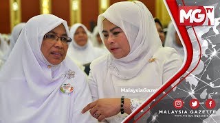 TERKINI : Nikmat Dari Allah "Pertama Kali Bendera PAS Berkibar" di PWTC - Ketua Dewan Muslimat screenshot 3