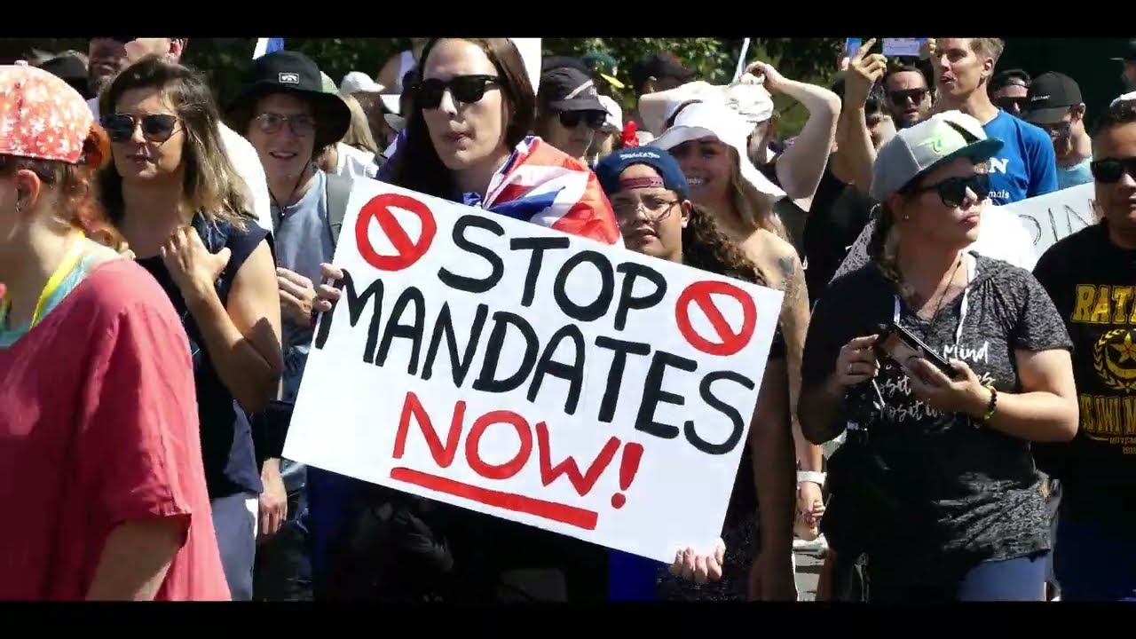 Anti-Mandate March - Auckland Harbour Bridge