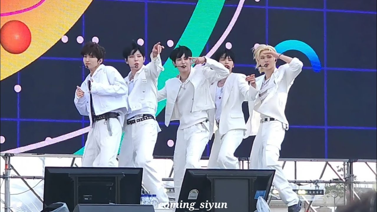 251102 NOWZ 컬러 뮤직 페스티벌-TICKET full cam