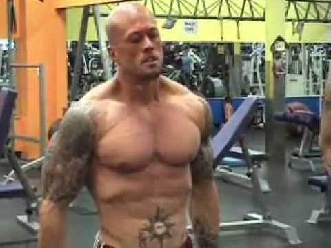 John Quinlan - Tattooed Fitness Model