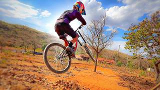 Testei minha bike de Downhill na Pista !