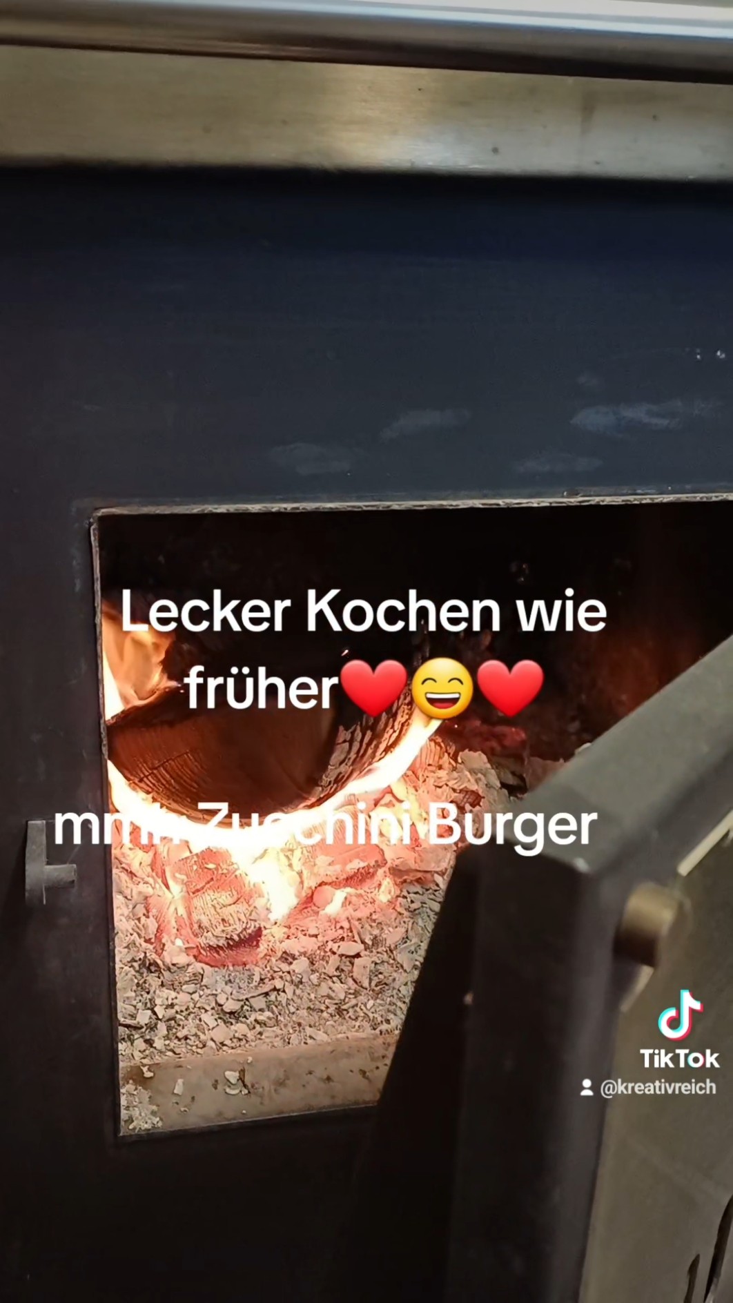 Kochen wie früher, auf Feuer...mmmh lecker Zucchini Burger, Frikadellen ...