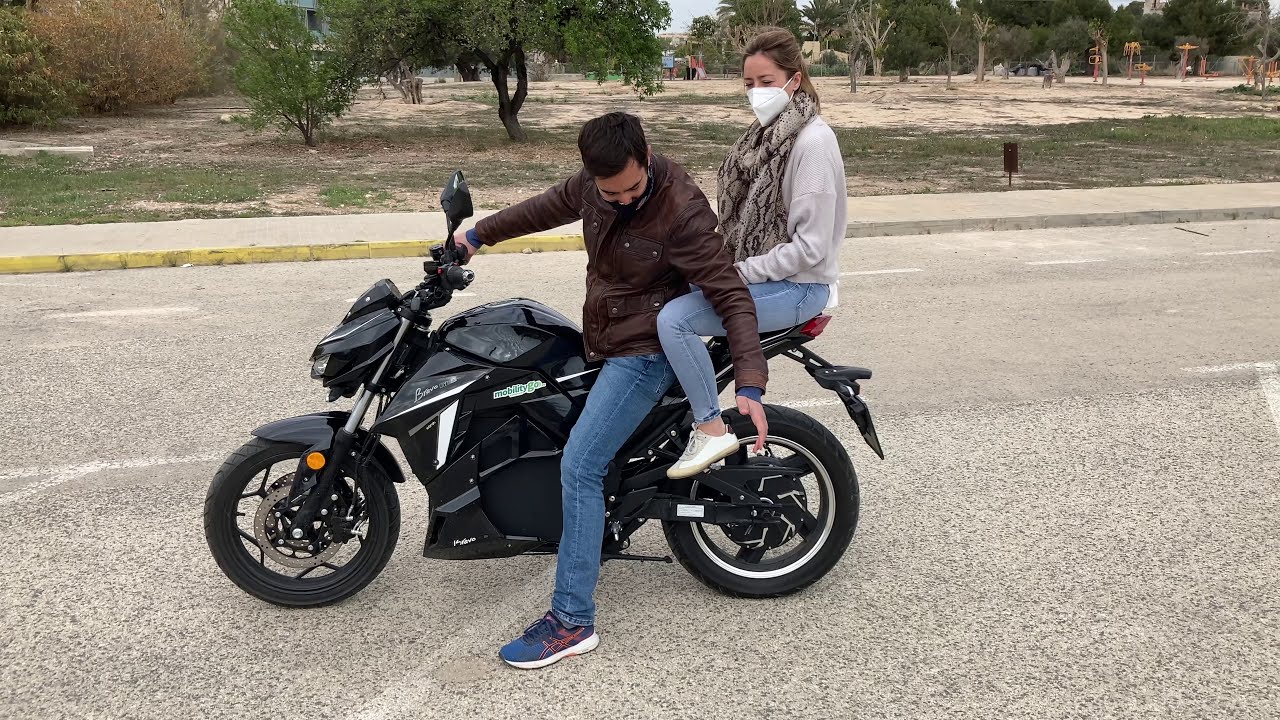 ¿Cuáles son las ventajas de tener una moto eléctrica con carnet B?