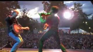 Watch Kevin Costner  Modern West Maria Nay video