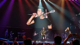 Sucker - Jonas Brothers Happiness Begins Tour @Tacoma Dome. 10/12/2019