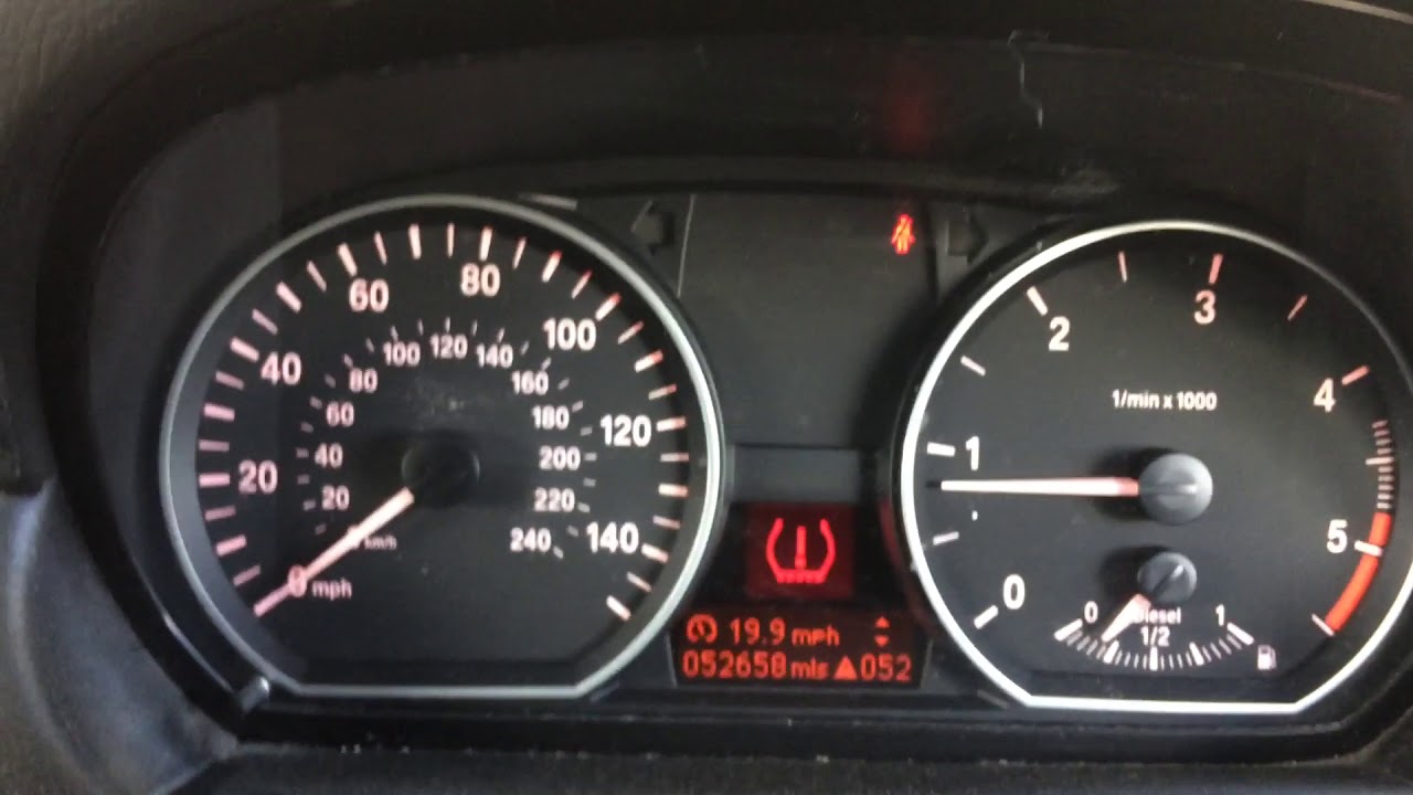 Bmw 1 series tpms tyre pressure reset in under a minute 2006-7 - YouTube