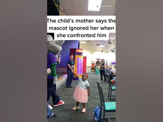 Video Shows #ChuckECheese Mascot Appearing To Ignore Black Child