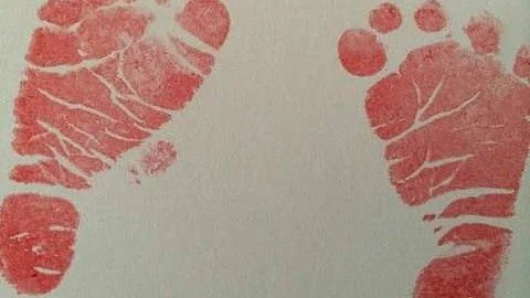 聶遠Nie Yuan喜獲千金 曬愛女腳印照乳名為天天 - 天天要聞