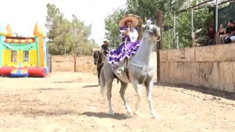 ARACELI ROBLES BLANCA PALOMITA