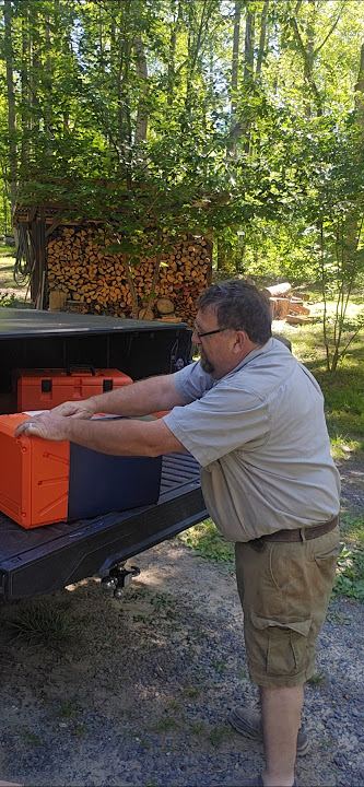 Husqvarna chainsaw case is tough!!! Will they fit lager saws?#chainsaw #husqvarna  #powertools