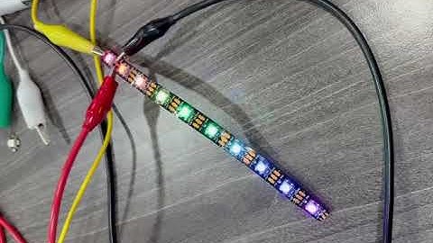 Lighting the 10 Neopixel Strip in Rainbow on Arduino