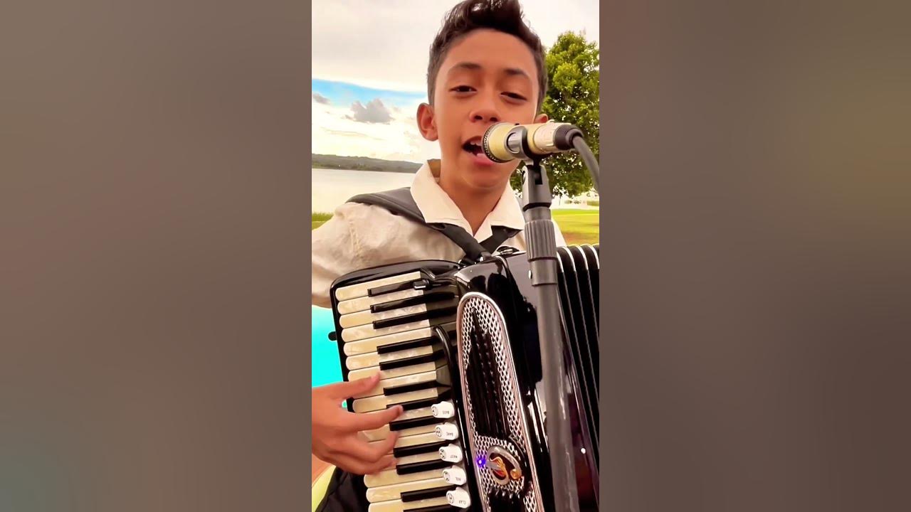 Fica amor do Alemão do forró é um sucesso com Alejandro o menino do The Voice #boanoiteee #musica Fica amor do Alemão do forró é um sucesso com Alejandro o menino do The Voice #boanoiteee #musica