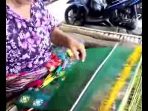 kain tenun songket asli khas suku sasak lombok kain tenun songket asli khas suku sasak lombok