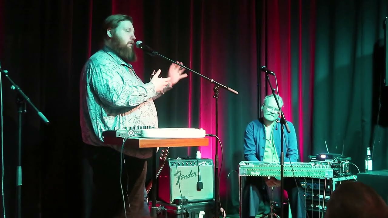 Watch LÓN - If @ JuBB (Essen-Werden) -including singi-songi-part- on YouTube Watch LÓN - If @ JuBB (Essen-Werden) -including singi-songi-part- on YouTube