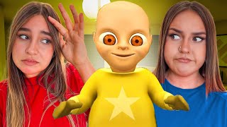 JE SUIS LA BABY SITTER DU PIRE BÉBÉ ! - The Baby In Yellow !
