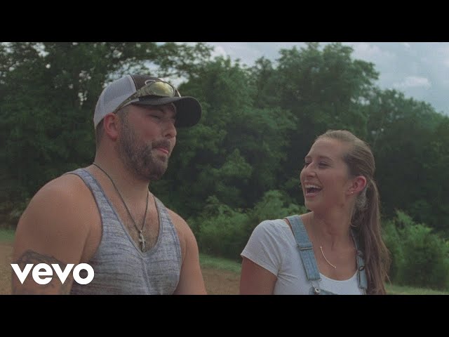 TYLER FARR - LOVE BY THE MOON