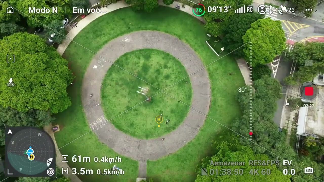 Testando drone NEO 2 numa praça na Lapa São Paulo