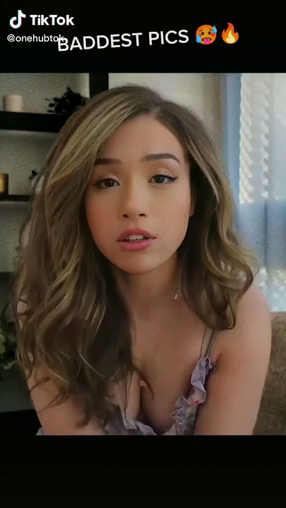Pokimane being HOT for 9 seconds