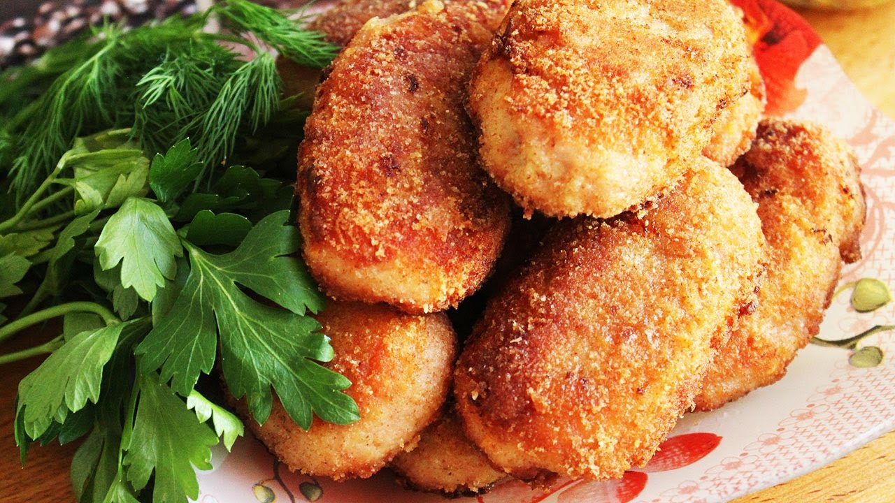 Колбаса котлеты. Колбаса котлеты. Фирменный шницель. Котлеты фирменные ярославский бройлер. Котлеты охотничьи.