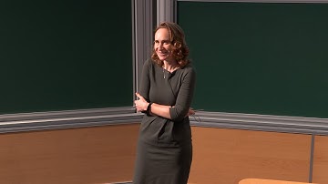 Julia Kempe - Synthetic Data – Friend or Foe in the Age of Scaling?