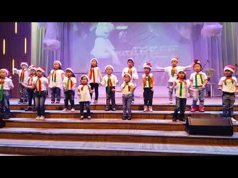 Santa Claus Is Coming To Town TK Petra Semarang