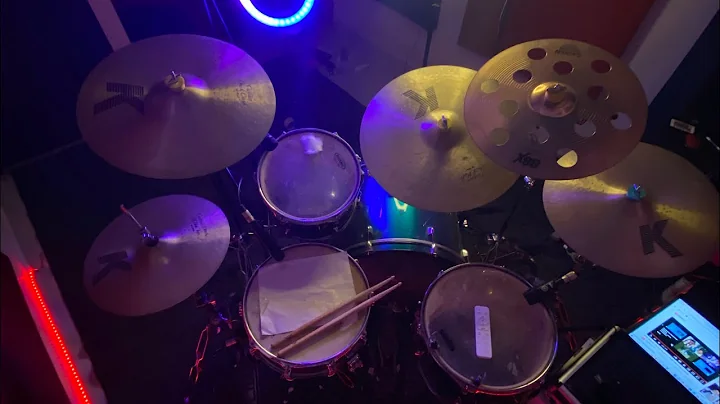 BAD BUNNY - EoO | DeBí TiRaR MáS FOtoS | Drum cover - Bryan Hoyos