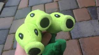 Plants vs. Zombies Plush: Air Raid screenshot 3