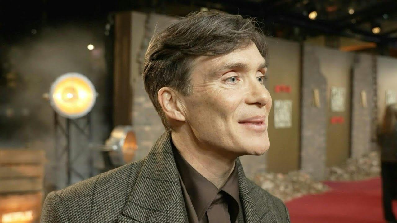 Cillian Murphy hangs up his flat cap at 'Peaky Blinders' film premiere | AFP