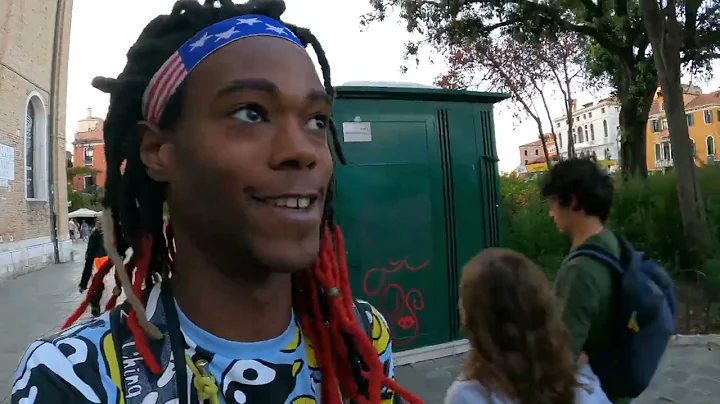 American Vlogger in Venice Italy! Chill or not?
