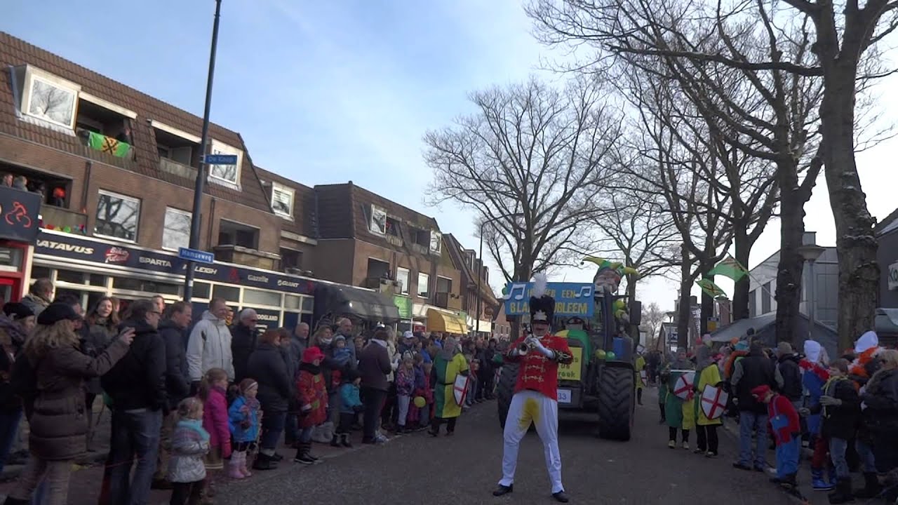 Carnavals optocht hoogland / Zandkruuersgat 2013 YouTube