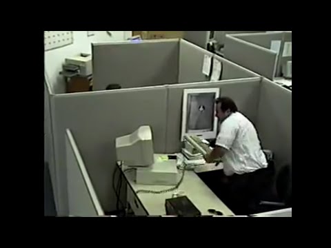 Angry man destroy computer😂🔥