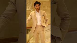 Kabhi Shaam Dhale Song Divya Kalia