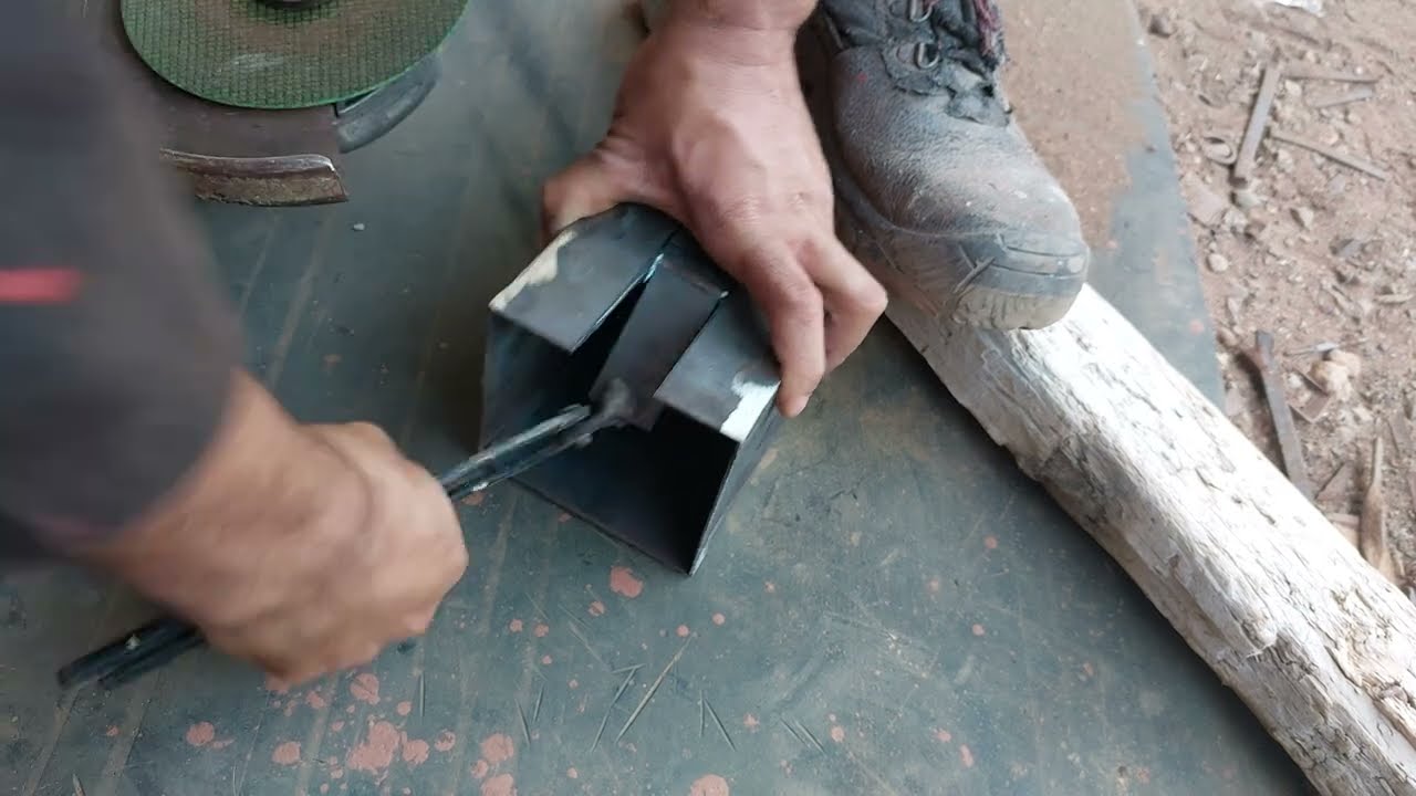 Transform Scrap Metal into Amazing Crafts 17