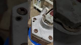 Graco Air Driven Expanding Blade Bung-Mounted Mixer / Agitator