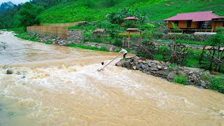 Мать-природа жестока, наводнения Санг Ви сталкивается с опасностью, преодолевает наводнения, чтобы