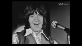 Video thumbnail of "The Hollies - Sorry Suzanne"