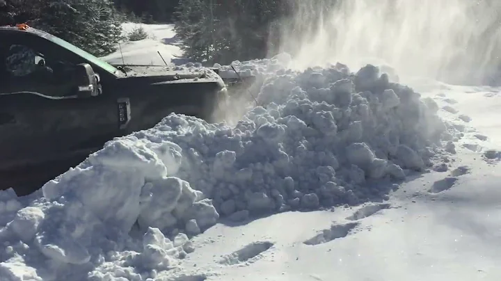 2019 Ford F-350 6.7 Powerstroke Extreme Snow Plowing with Boss V Blade! How Much Can It Shove!!