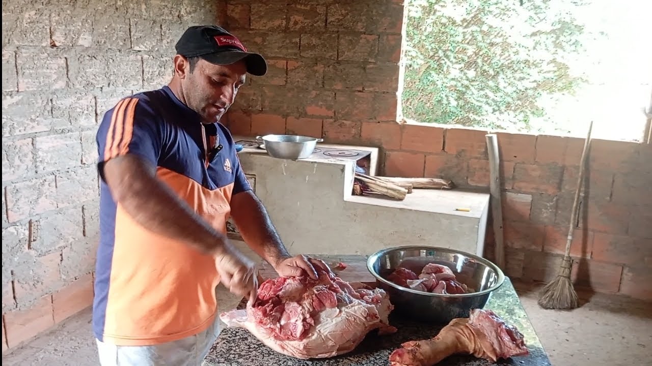 PREPARANDO UMA DELICIOSA CARNE DE PORCO PARA COZINHAR
