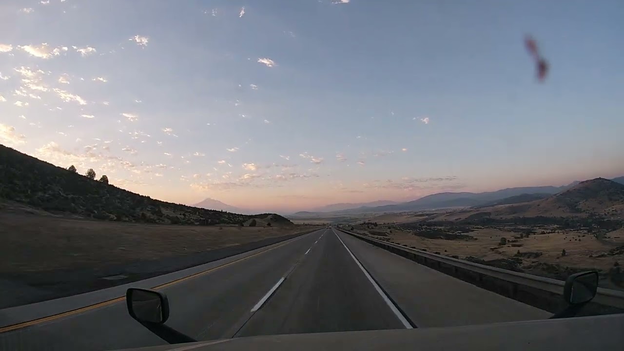 I-5 southbound Siskiyou Pass to Mt Shasta sunrise time lapse 20220904