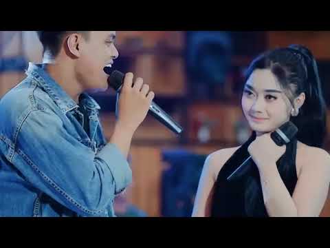 Yang tersayang   Halili Feat Tiara amora