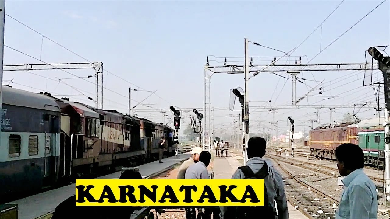Twin WDM3A ALCO Karnataka Express Depart Itarsi Junction