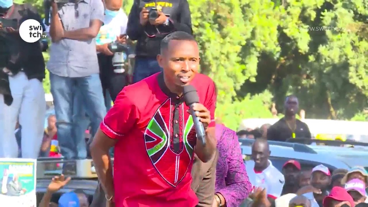 Moha Jicho Pevu amazes Gatanga Residents by singing Kikuyu song fluently
