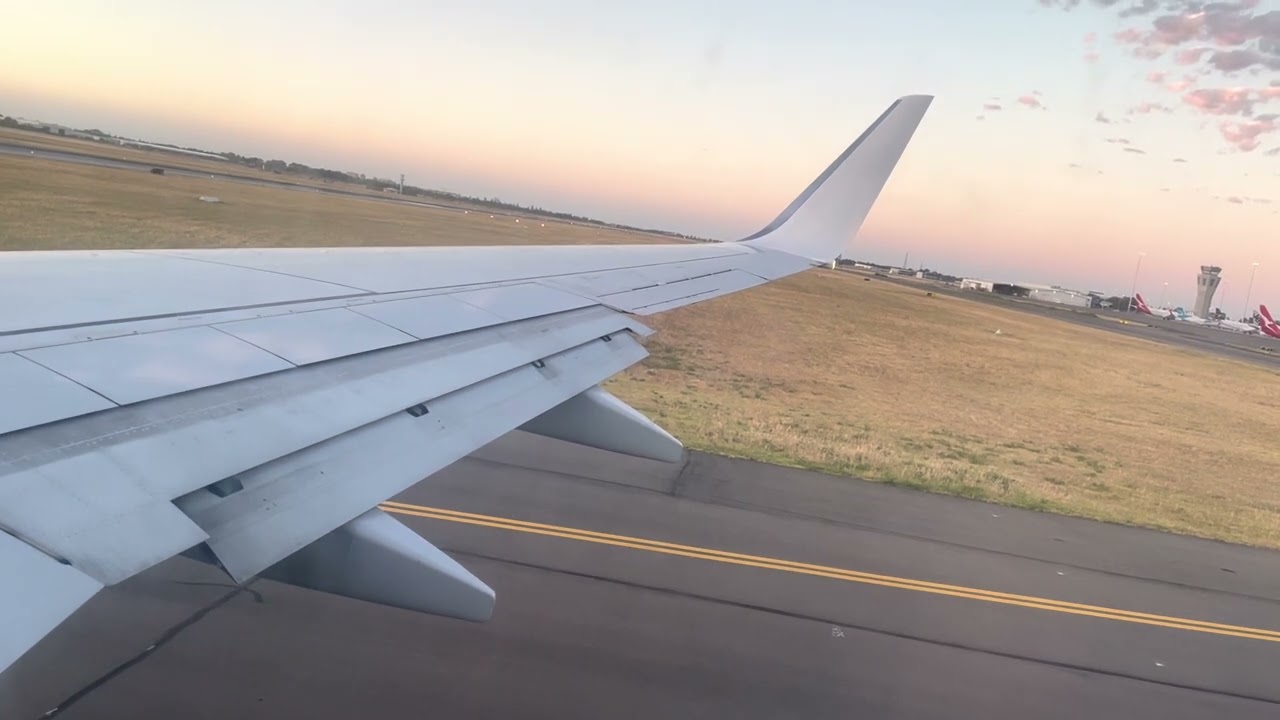 Virgin Australia B737-800 takeoff from Adelaide bound for Brisbane as VA1385.