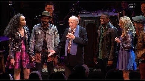 Mike Stoller on stage at SMOKEY JOE