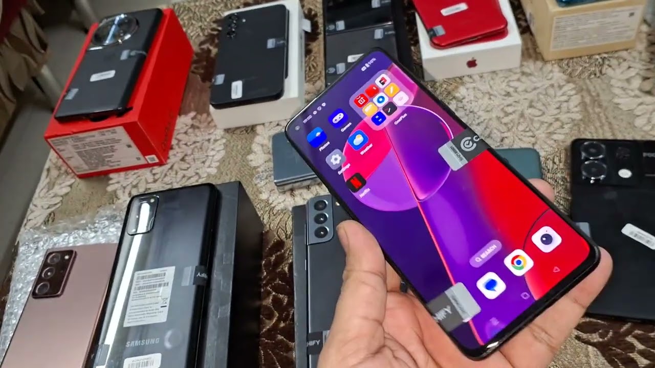 Smasung fold 4 512gb rs36000 s21 rs 9500 flip 5 rs26000 s20 plus 12500 note 20 ultra rs23000 s21 