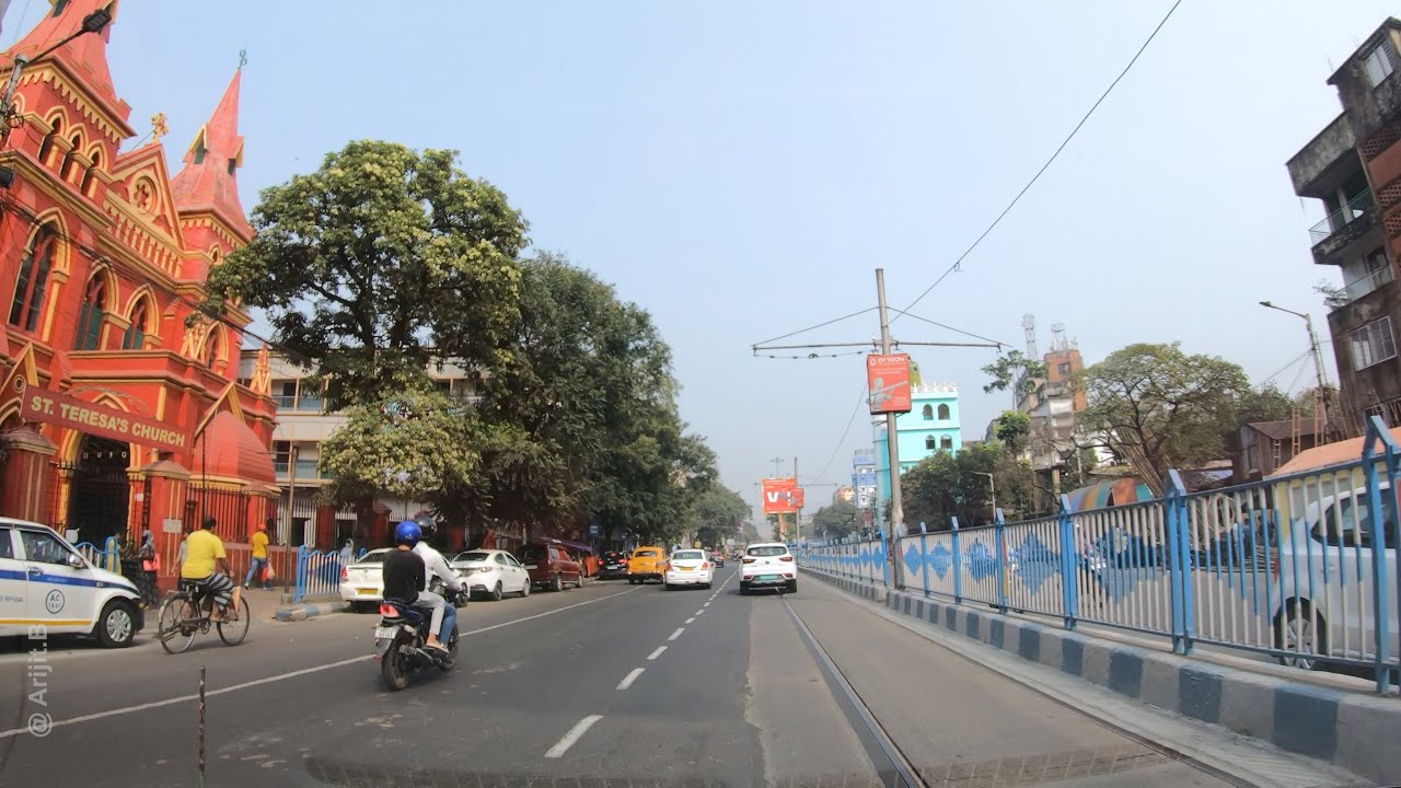 Kolkata : Park Circus 7 Point Towards Howrah Station via M.G Road in Peak Traffic Hours.